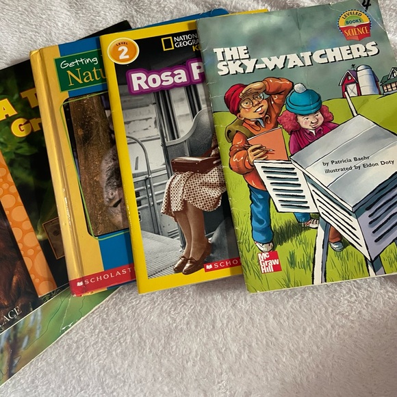 Educational book bundle- non fiction -Scholastic - Picture 3 of 14
